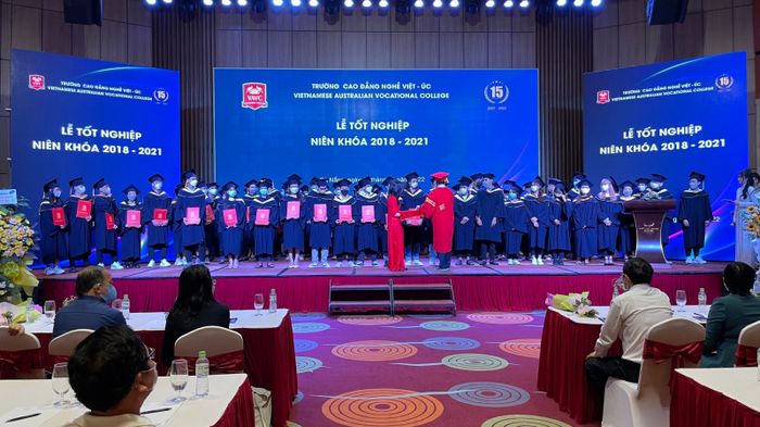 Hình ảnh thứ ba tại Trường Cao đẳng nghề Việt Úc (VAVC) - môi trường thực hành chuyên nghiệp