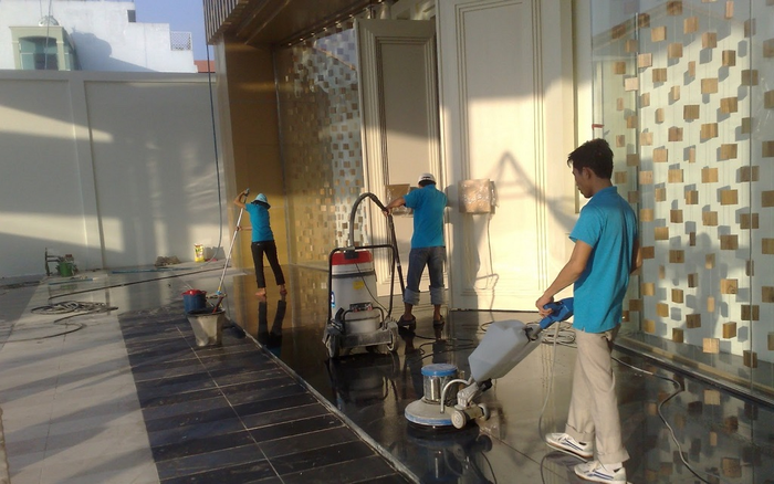 Hình ảnh hệ thống thiết bị vệ sinh hiện đại và quy trình làm việc chuẩn mực của Pan Pacific Sài Gòn