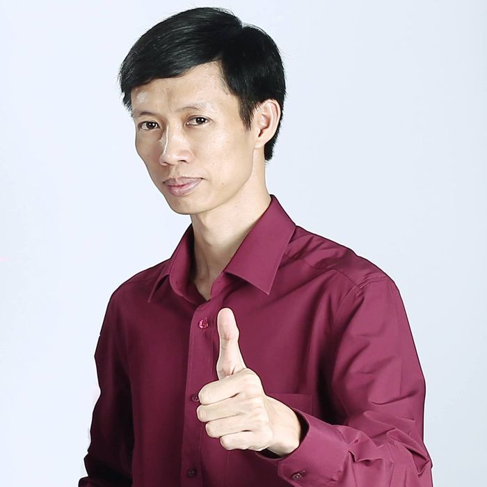 Ảnh giảng dạy chuyên nghiệp của Thầy Thịnh Nam