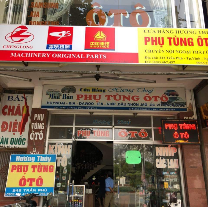 Hình ảnh cửa hàng Phụ Tùng Ô Tô Hương Thủy