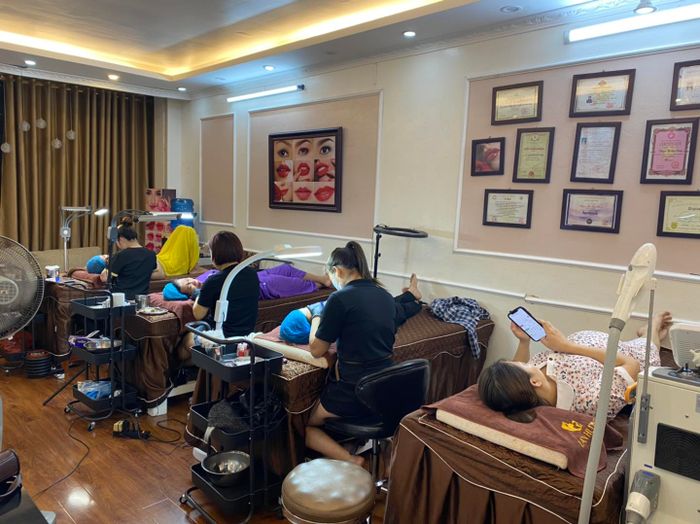 Thẩm mỹ viện Lan Hương ảnh 3 – Sự kết hợp hài hòa giữa công nghệ và nghệ thuật làm đẹp.