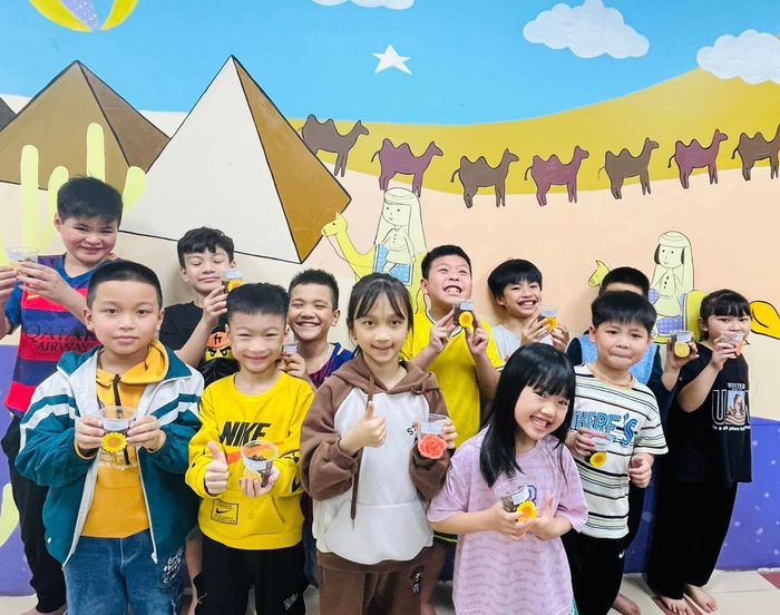 Hình ảnh lớp học sinh động tại PoPoDoo Smart English