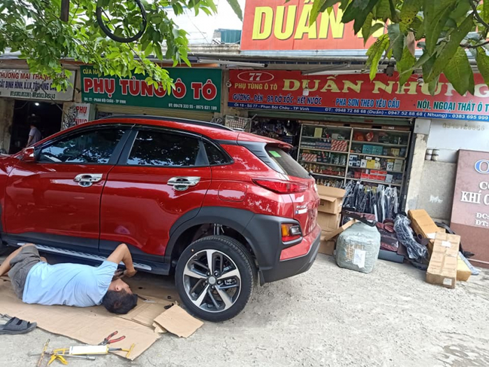 Không gian trưng bày ấn tượng tại Phụ Tùng Ô Tô Duẩn Nhung
