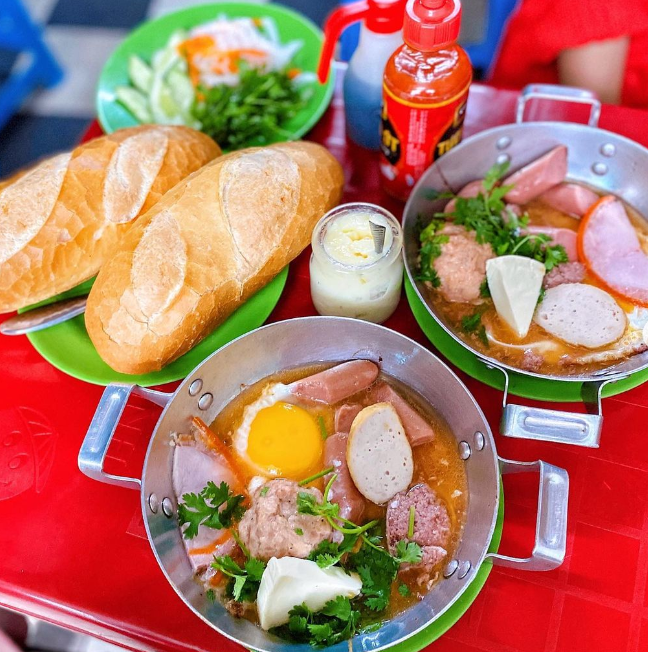 Ảnh chân thực về Bánh Mì Chảo đặc sản tại Xuân Lạc - góc nhìn số 2