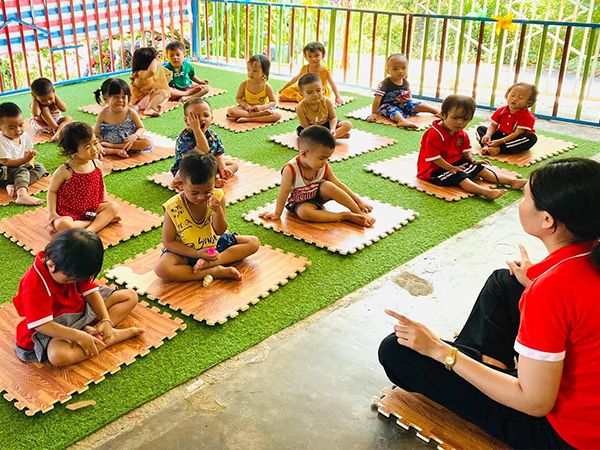 Khoảnh khắc học tập đáng yêu của các bé Trường Mầm non Ban Mai