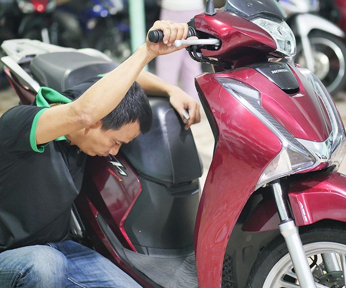 Không gian trưng bày chuyên nghiệp tại Xe Máy Hoàng Đức