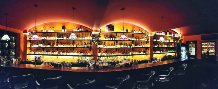 Không gian ấm cúng với bộ sưu tập whisky đẳng cấp tại PK Maltroom
