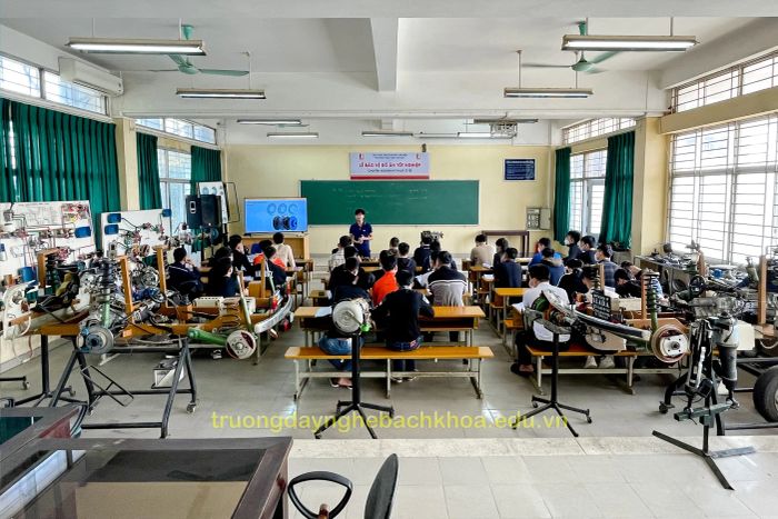 Trường Dạy Nghề Bách Khoa Hà Nội ảnh 2