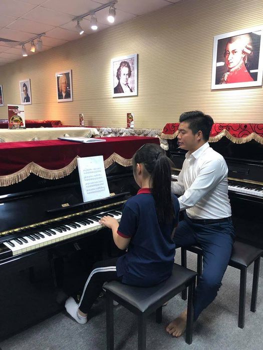 Piano Mozart ảnh 2