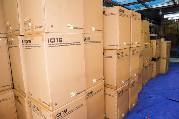 Không gian trưng bày thiết bị âm thanh chuyên nghiệp tại Hoàng Bảo Khoa