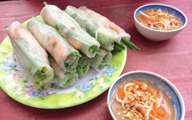 Món gỏi cuốn tại đây thật sự là tuyệt phẩm, từng cuốn gỏi đều mang lại hương vị đậm đà, khác biệt, chắc chắn bạn sẽ muốn quay lại nhiều lần.