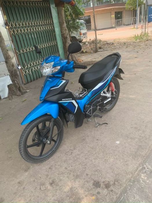 Góc trưng bày đa dạng mẫu mã tại Xe Máy Thanh Liêm