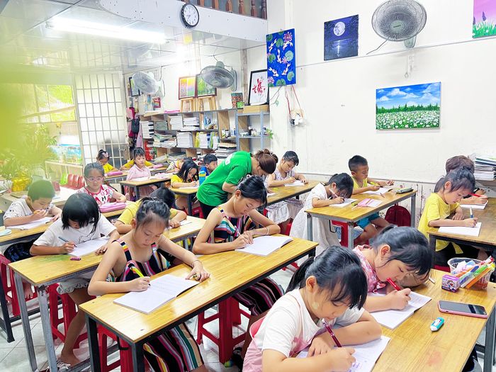 Thư viện hình ảnh hoạt động tại Luyện Chữ Đẹp Tuyết Trinh