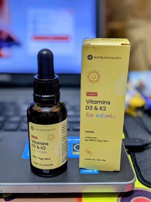Hình ảnh thực tế: Quy trình sử dụng Vitamin D3 K2 Nutrivitality đơn giản chỉ với vài giọt mỗi ngày