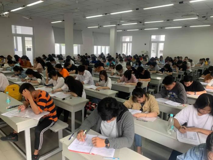 Hình ảnh cơ sở vật chất hiện đại tại Anh ngữ Việt Mỹ VASS