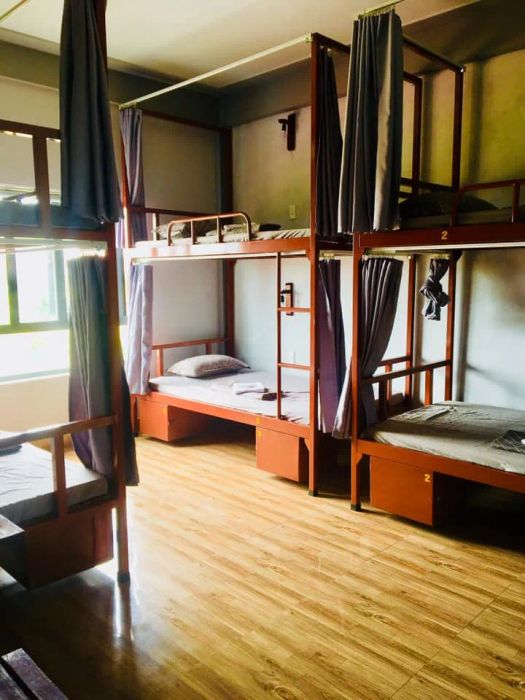 Cối Xay Gió Homestay Quảng Bình ảnh 2 - Góc nhìn chân thực về những căn phòng đầy sáng tạo, nơi mỗi chi tiết đều kể câu chuyện riêng về vùng đất biển Quảng Bình.