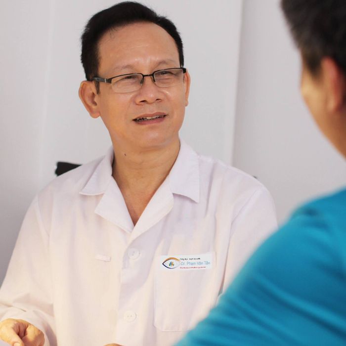 Hình ảnh PGS.TS.BS Phạm Văn Tần - Chuyên gia Glôcôm