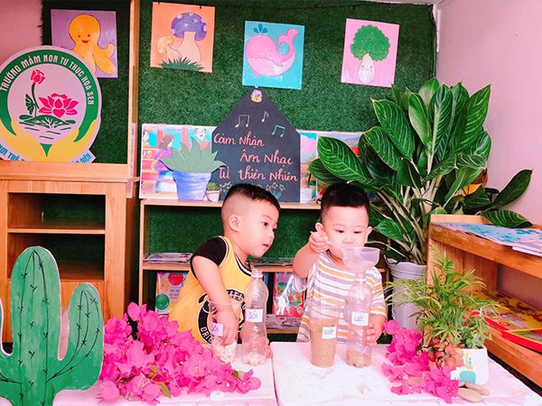 Không gian học tập đầy màu sắc tại Trường Mầm non Hoa Sen (Ảnh 2)