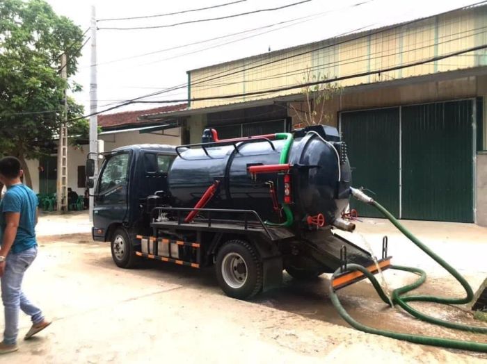 Dịch Vụ Hút Hầm Cầu Môi Trường Hoàng Đình - Giải pháp vệ sinh an toàn và hiệu quả tại TP.HCM