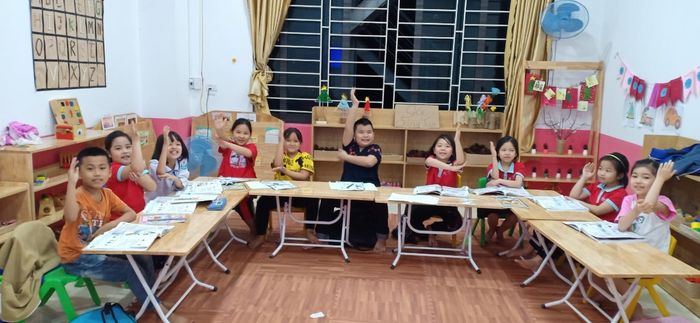 Không gian học tập hiện đại tại E-Smart English