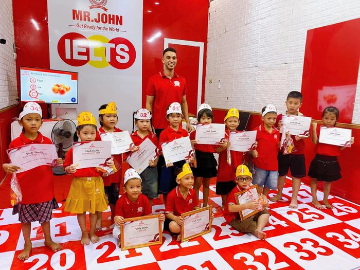 Hoạt động giảng dạy tại Anh Ngữ Mr.John