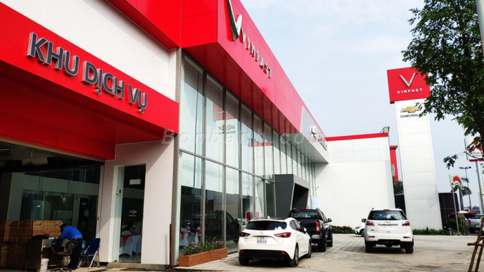 Không gian trưng bày hiện đại tại VinFast Chevrolet Đại Việt