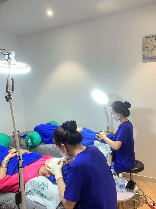 Khu vực điều trị da chuyên nghiệp tại PEONY Beautymedi & Spa