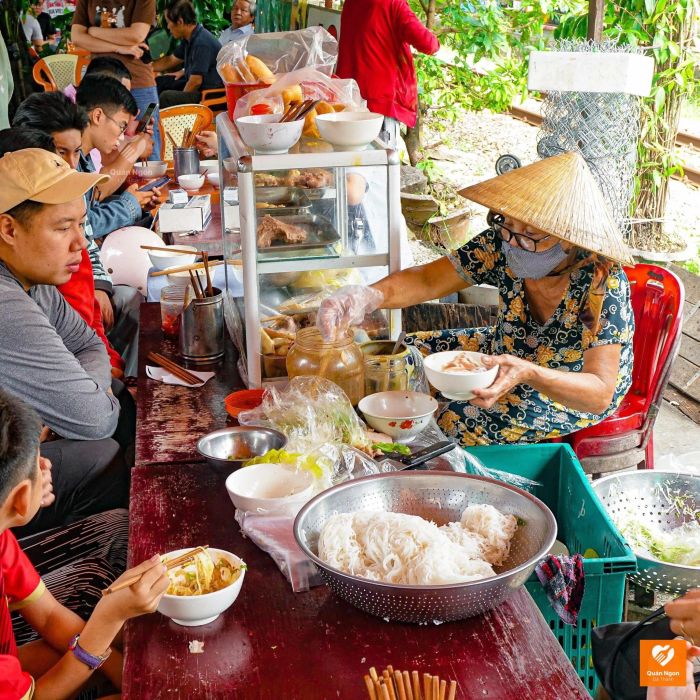 Bún mắm bà Ty ảnh 2