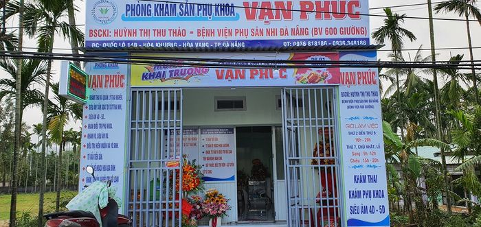 Không gian khám chữa bệnh hiện đại tại Phòng khám Vạn Phúc