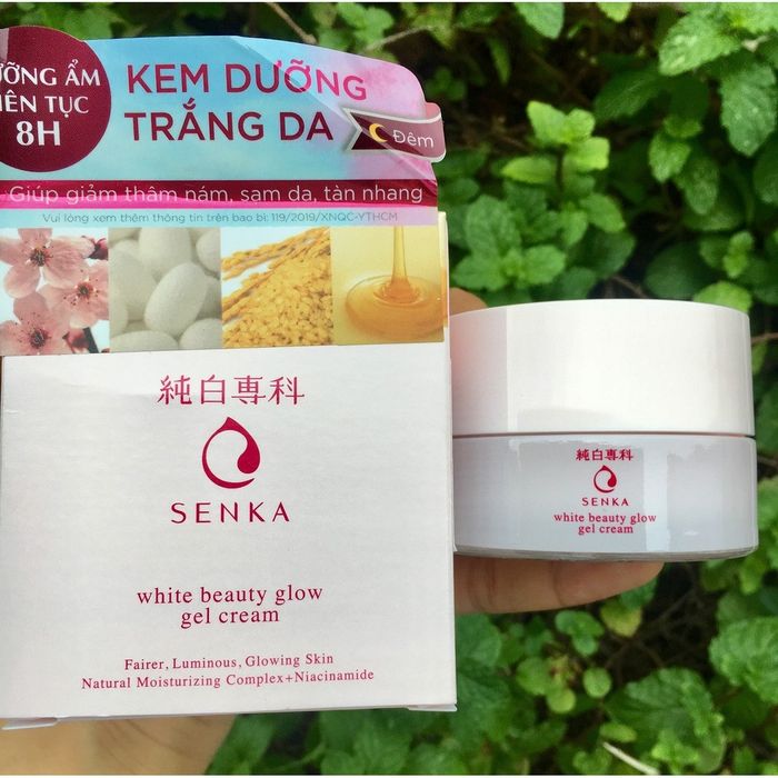 Hình ảnh thực tế kem dưỡng trắng đêm Senka White Beauty Glow Gel Cream