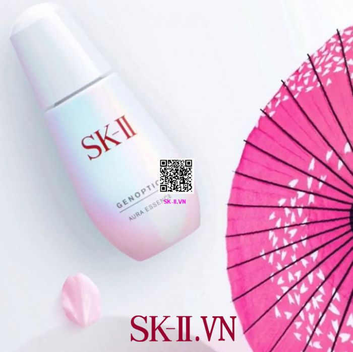 Hình ảnh chân thực về dòng serum đình đám Genoptics Aura Essence từ SK-II
