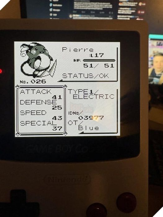 Cộng Đồng Sốc Với Trường Hợp Pikachu Tự Tiến Hóa Không Đá Trong Pokemon Blue