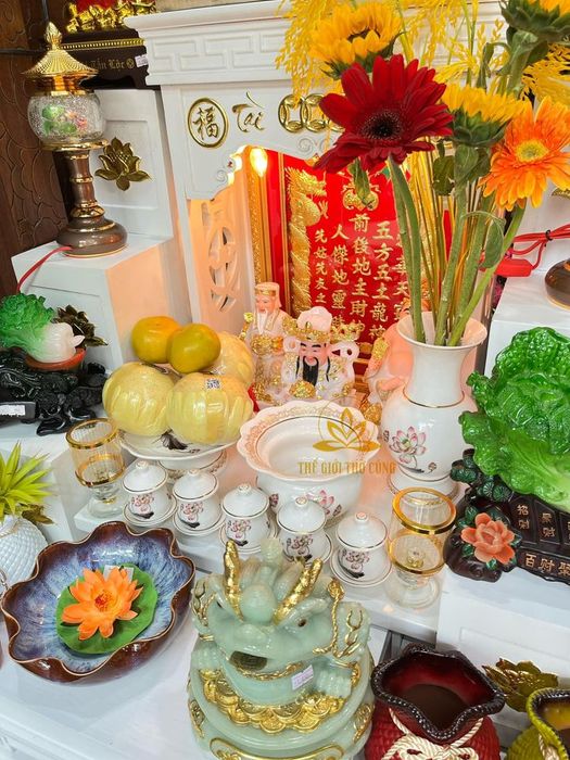 Không gian trưng bày ấn tượng tại Thế Giới Thờ Cúng