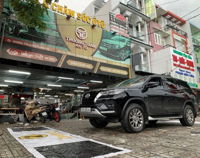 Xưởng sản xuất hiện đại tại Trường Tuấn Auto