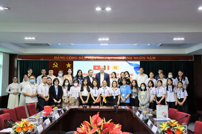 Phòng thí nghiệm hiện đại tại Đại Học Bách Khoa TP.HCM