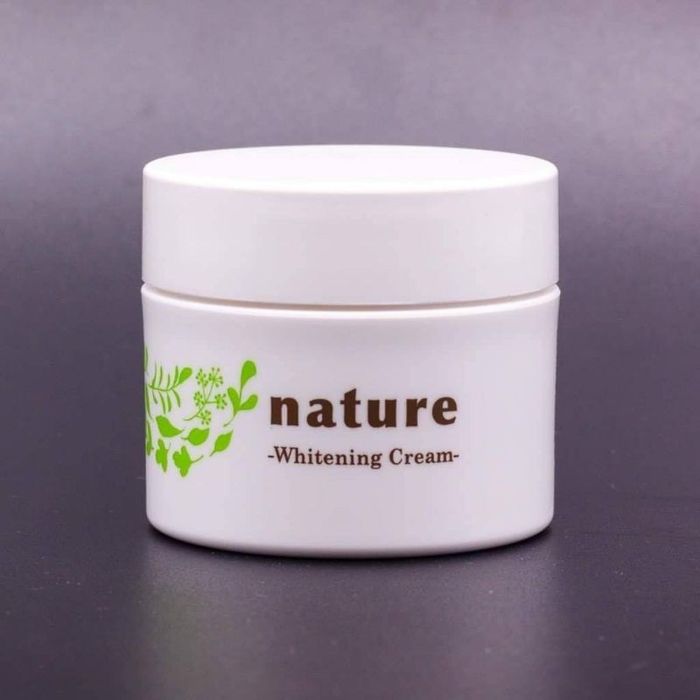 Hình ảnh thực tế kem dưỡng trắng đêm Naris Nature Whitening Cream