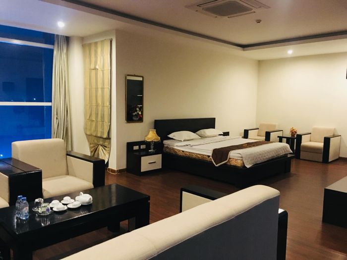 Không gian ấm cúng tại quầy bar tầng thượng Kim Long