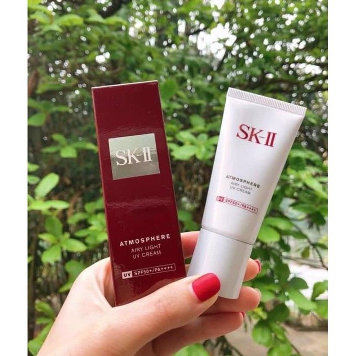 Hình ảnh thực tế SK-II Atmosphere Airy Light UV Emulsion - Thiết kế sang trọng đẳng cấp