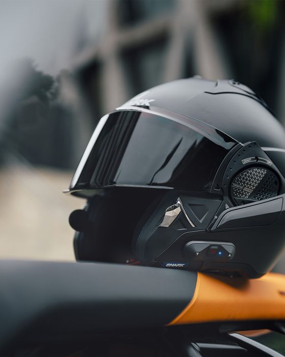 Hình ảnh ấn tượng về dòng sản phẩm Shark Helmets