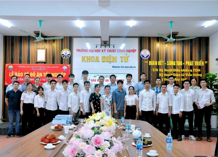 Hình ảnh khu giảng đường hiện đại tại Đại học Kỹ thuật Công nghiệp