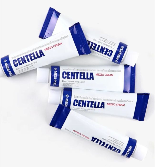 Medi-Peel Centella Mezzo (Ảnh 2) - Minh chứng cho hiệu quả vượt trội trong việc giảm viêm, xẹp mụn nhanh chóng và ngăn ngừa thâm sẹo hình thành.