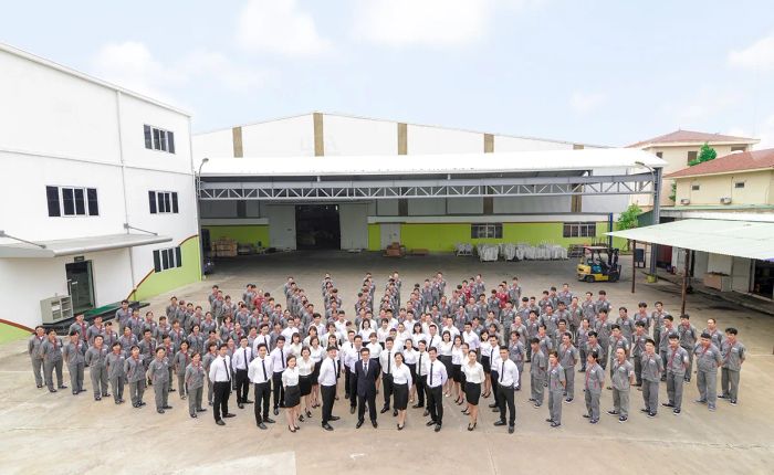 Ảnh 2 - Không gian làm việc sang trọng với bộ sưu tập nội thất Fami