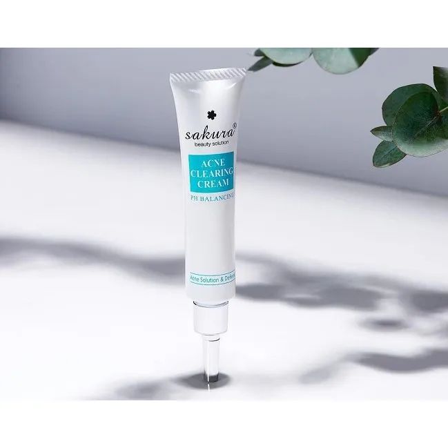 Hình ảnh thực tế Kem Đặc Trị Mụn Sakura Acne Clearing Cream
