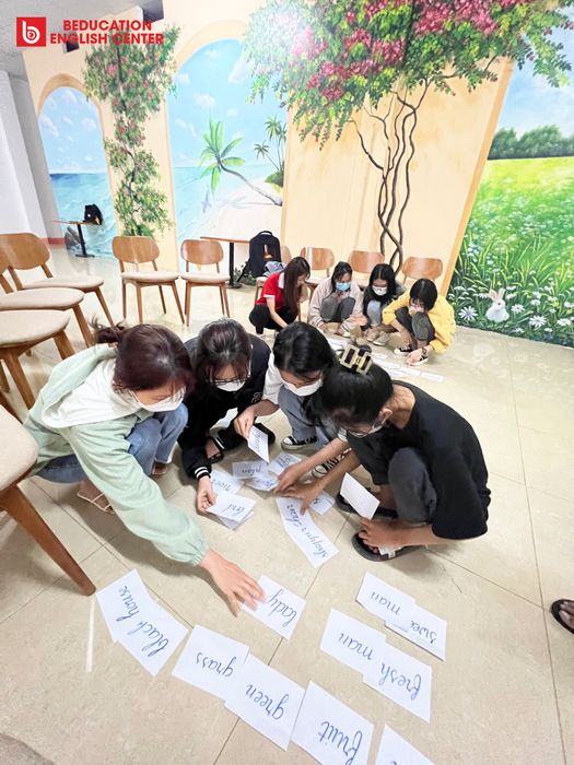 Giờ học tương tác sôi nổi giữa giáo viên và học viên tại B.Education