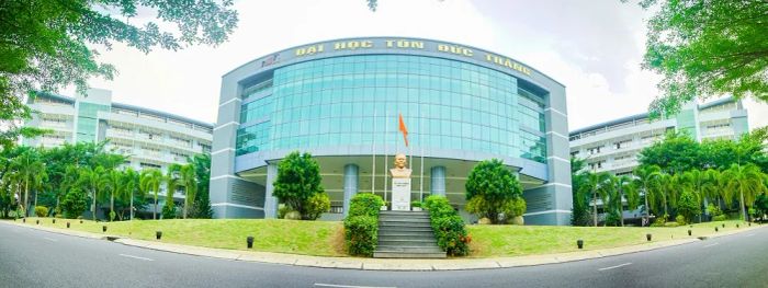 Toàn cảnh khuôn viên hiện đại Đại học Tôn Đức Thắng