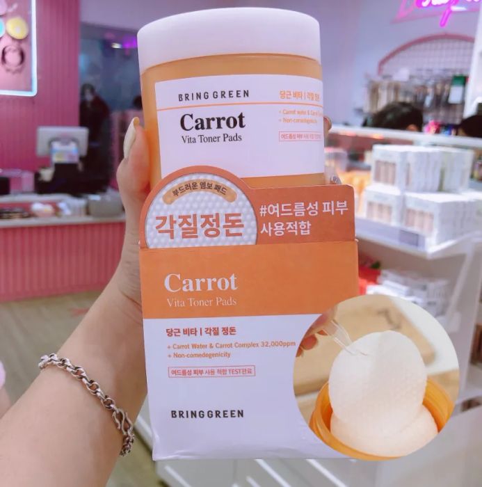Hình ảnh bông toner cà rốt Bring Green Carrot Vita Toner Pads phiên bản 1