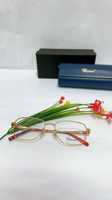 Hình ảnh không gian sang trọng tại Mắt kính Dũng Phong