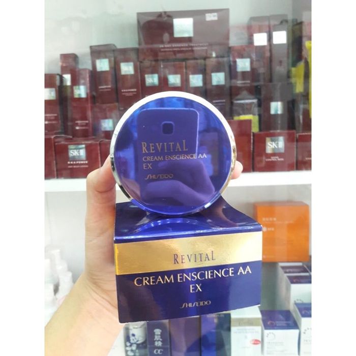 Hình ảnh minh họa tinh chất dưỡng da đêm Shiseido Revital Night Essence