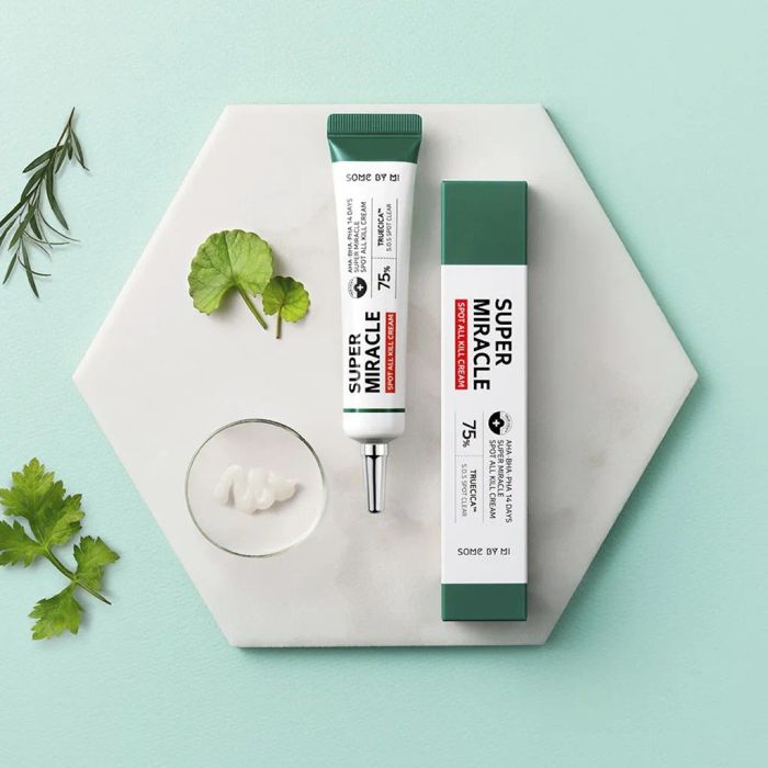 Some By Mi Super Miracle Spot (Ảnh 2) - Giải pháp chăm sóc da mụn toàn diện với chiết xuất thiên nhiên dịu nhẹ, phù hợp ngay cả với làn da nhạy cảm nhất.