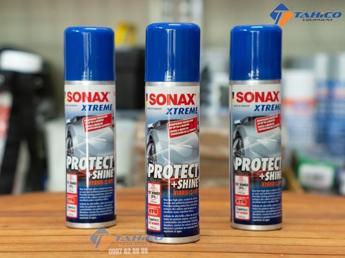 Hình ảnh minh họa hiệu ứng bóng gương từ Sonax Xtreme Protect Shine